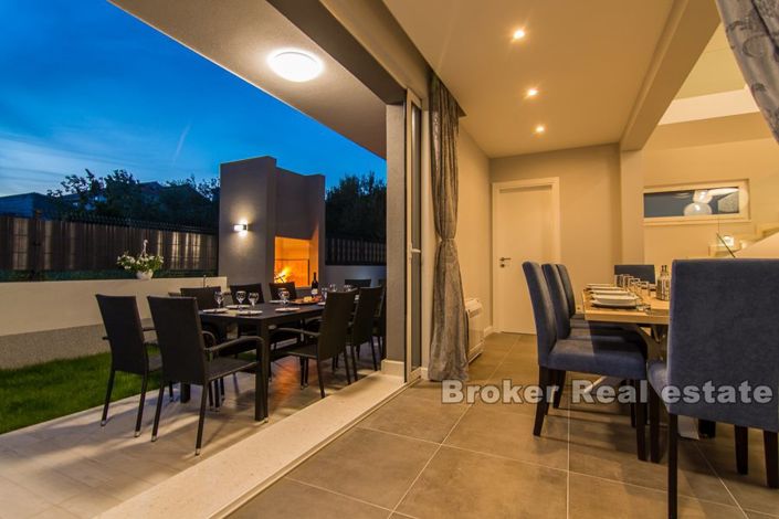 Image No.12-Villa de 10 chambres à vendre à Kaštel Kambelovac