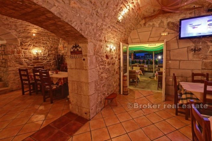 Image No.4-2 Bed Commercial for sale