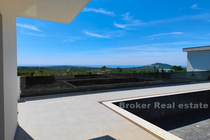 Image No.4-5 Bed Villa for sale