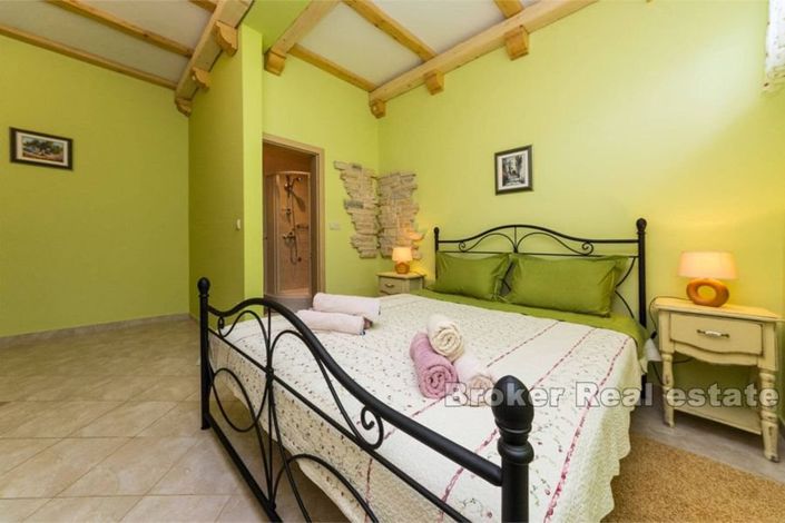 Image No.14-Villa de 12 chambres à vendre à Posedarje