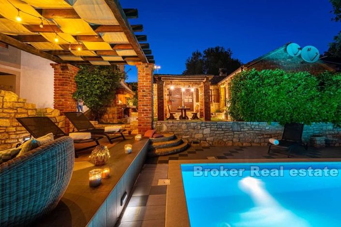 Image No.17-Villa de 12 chambres à vendre à Posedarje