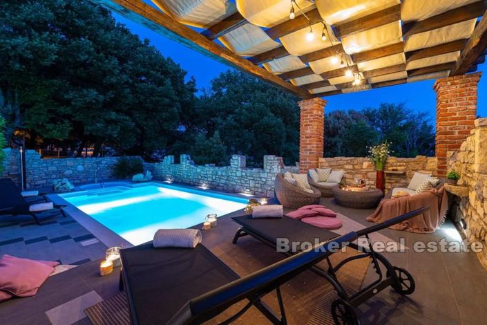 Image No.18-Villa de 12 chambres à vendre à Posedarje