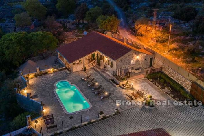 Image No.5-Villa de 4 chambres à vendre à Rogoznica