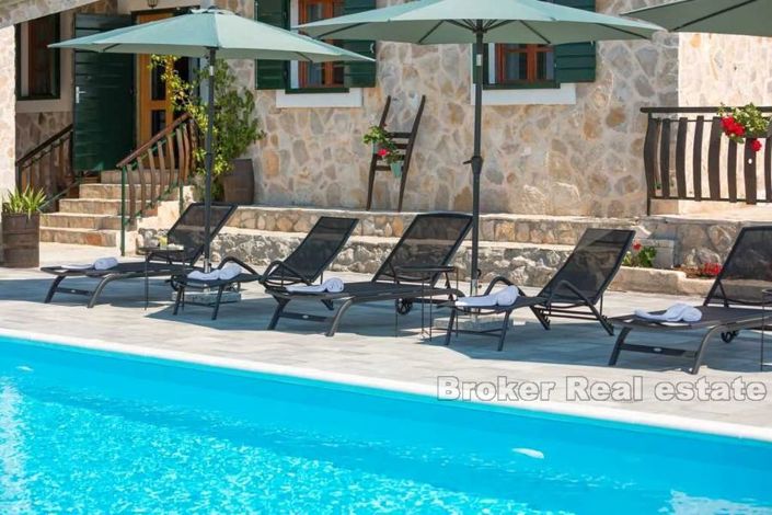 Image No.7-Villa de 4 chambres à vendre à Rogoznica