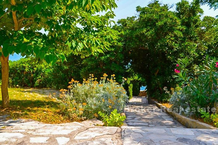 Image No.4-11 Bed Villa for sale