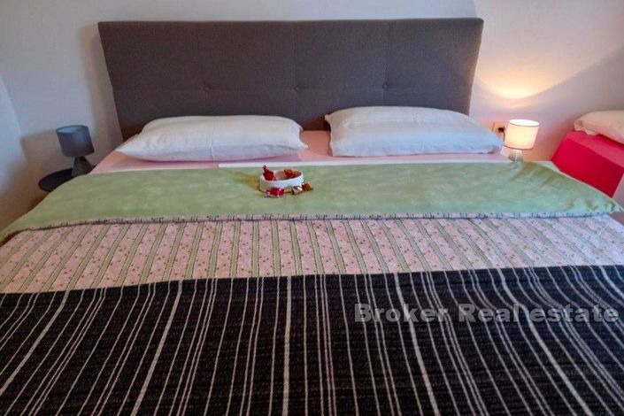 Image No.8-11 Bed Villa for sale