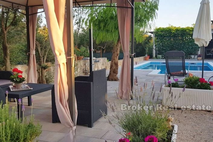 Image No.4-Villa de 10 chambres à vendre à Rogoznica