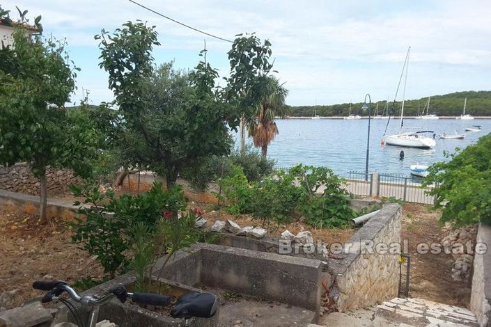 Image No.2-2 Bed Land for sale