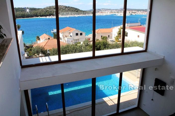 Image No.3-Villa de 5 chambres à vendre à Rogoznica