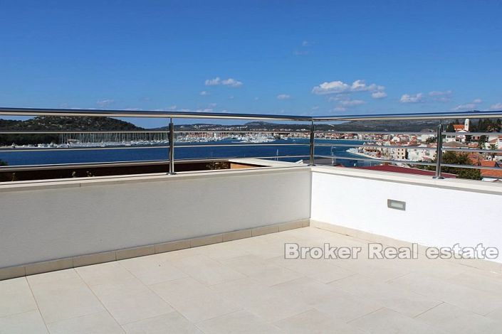 Image No.6-Villa de 5 chambres à vendre à Rogoznica