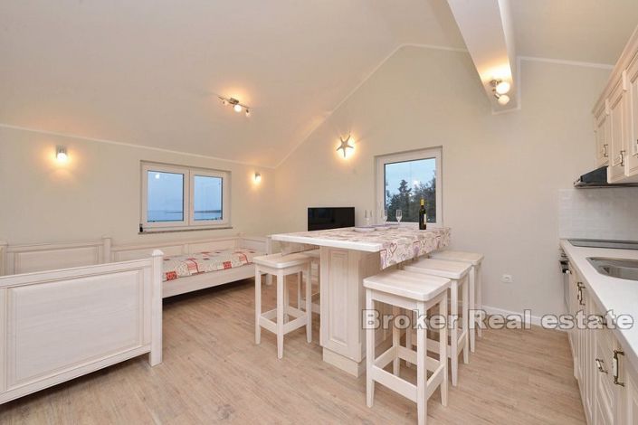 Image No.5-8 Bed Villa for sale