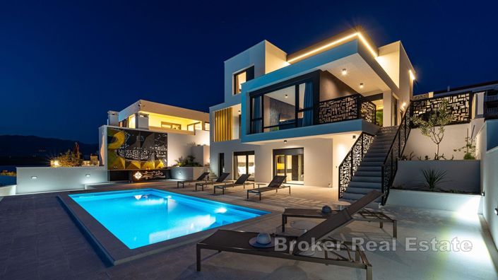 Image No.16-5 Bed Villa for sale