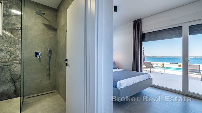 Image No.19-5 Bed Villa for sale