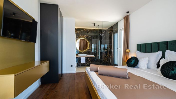 Image No.21-5 Bed Villa for sale