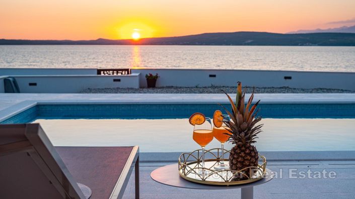 Image No.7-5 Bed Villa for sale