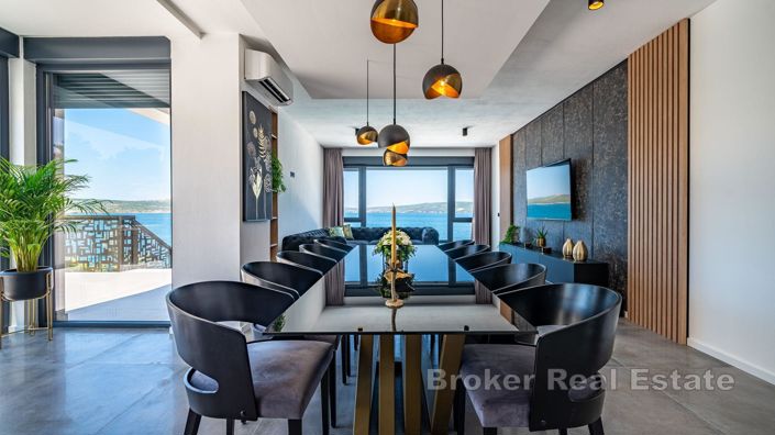 Image No.9-5 Bed Villa for sale