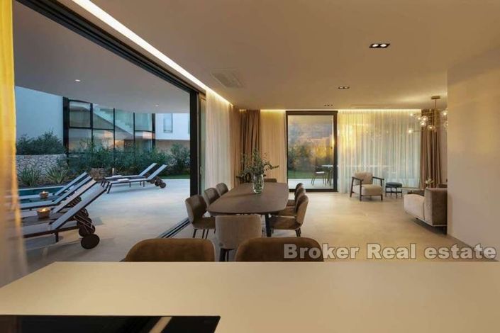 Image No.18-Villa de 4 chambres à vendre à Sukošan