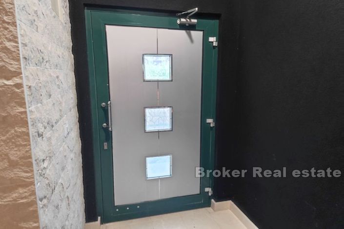 Image No.7-3 Bed Apartment for sale