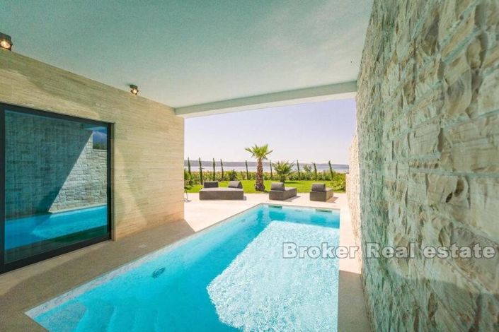 Image No.7-3 Bed Villa for sale