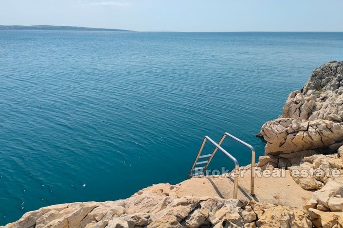 Image No.17-6 Bed Apartment for sale