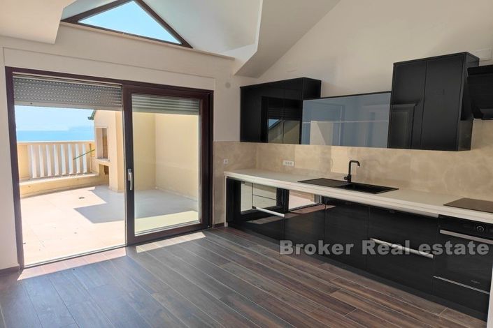 Image No.8-6 Bed Apartment for sale