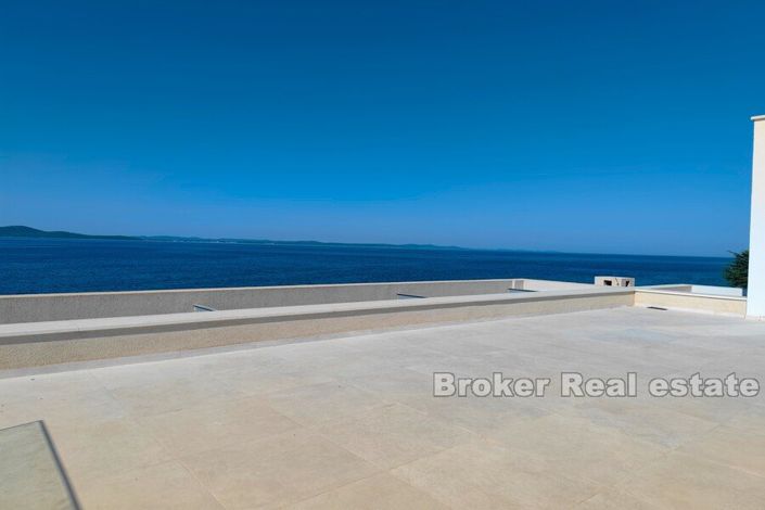 Image No.10-5 Bed Villa for sale