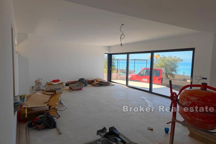 Image No.3-5 Bed Villa for sale