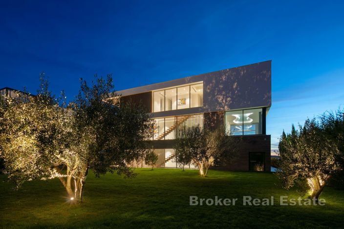 Image No.17-Villa de 6 chambres à vendre à Sukošan