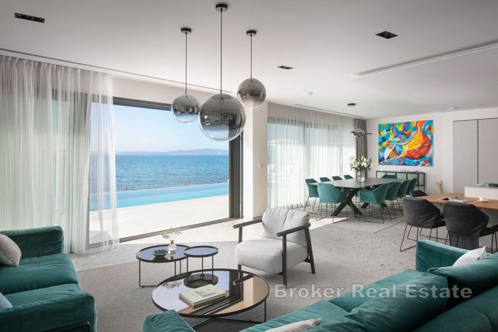 Image No.4-Villa de 6 chambres à vendre à Sukošan