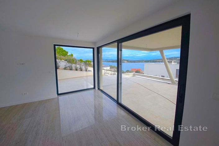 Image No.6-4 Bed Villa for sale