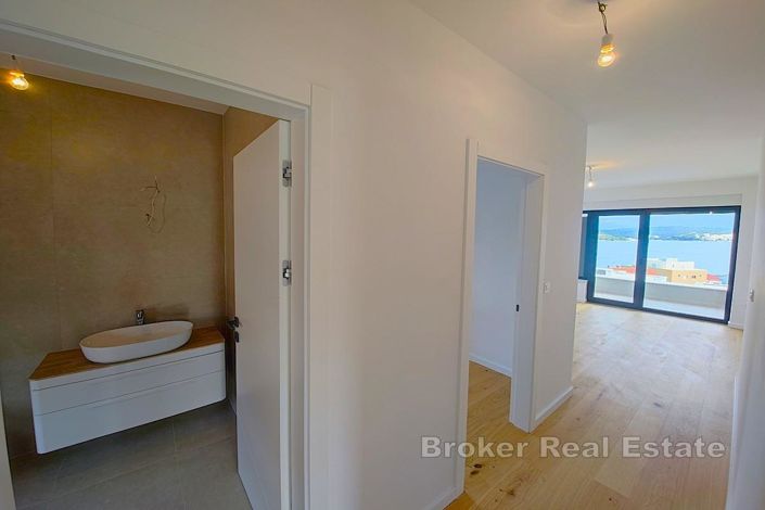 Image No.9-4 Bed Villa for sale