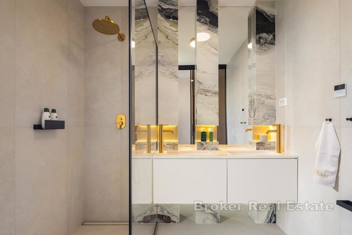 Image No.14-Villa de 4 chambres à vendre à Sukošan