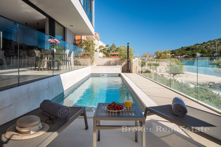 Image No.11-3 Bed Villa for sale