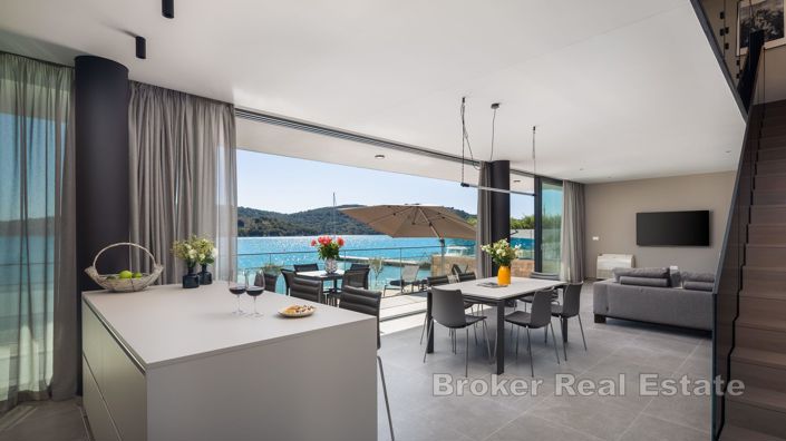 Image No.19-3 Bed Villa for sale