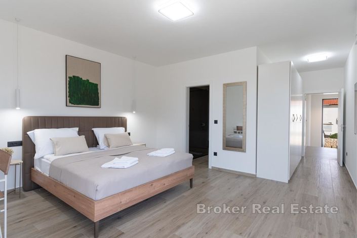 Image No.17-4 Bed Villa for sale