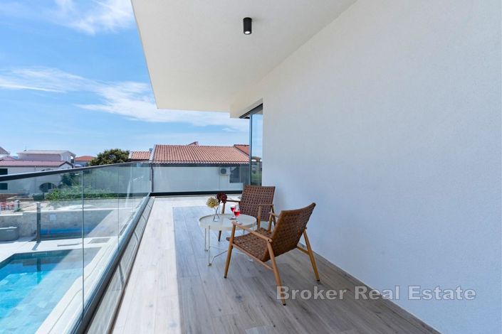 Image No.20-4 Bed Villa for sale