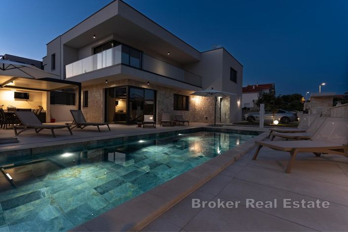 Image No.21-4 Bed Villa for sale