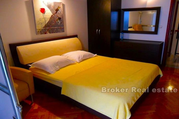 Image No.11-Villa de 7 chambres à vendre à Rogoznica