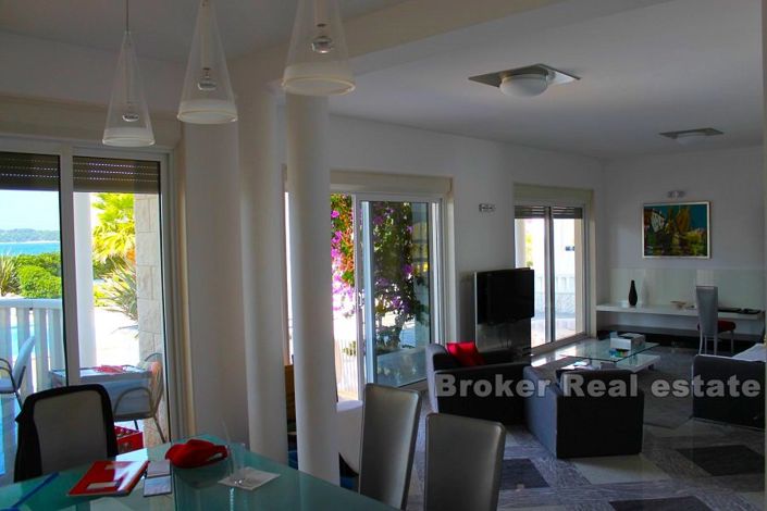 Image No.7-Villa de 7 chambres à vendre à Rogoznica