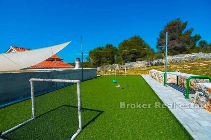 Image No.8-2 Bed Villa for sale