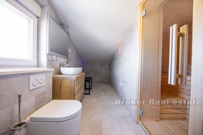 Image No.20-Villa de 3 chambres à vendre à Rogoznica