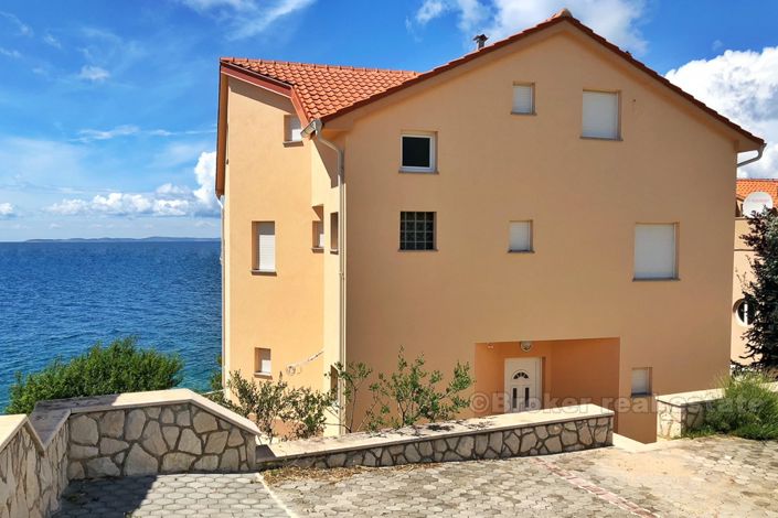 Image No.2-Villa de 6 chambres à vendre à Primošten