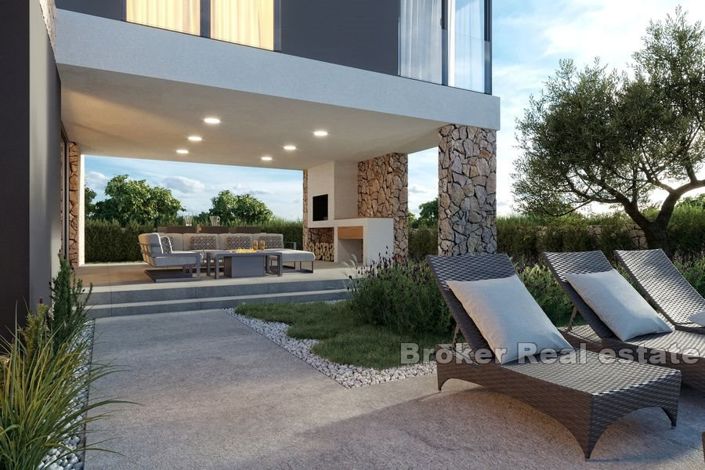 Image No.3-4 Bed Villa for sale