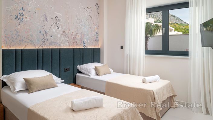 Image No.14-4 Bed Villa for sale