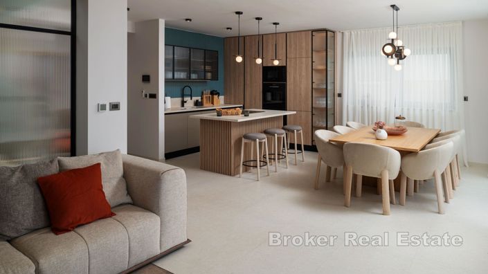 Image No.7-Villa de 4 chambres à vendre à Split