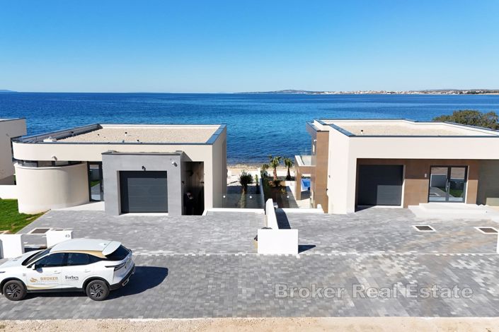 Image No.5-4 Bed Villa for sale