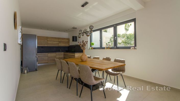 Image No.9-Villa de 4 chambres à vendre à Rogoznica