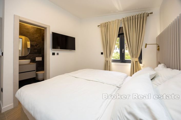 Image No.14-3 Bed Villa for sale