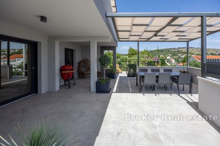 Image No.5-3 Bed Villa for sale