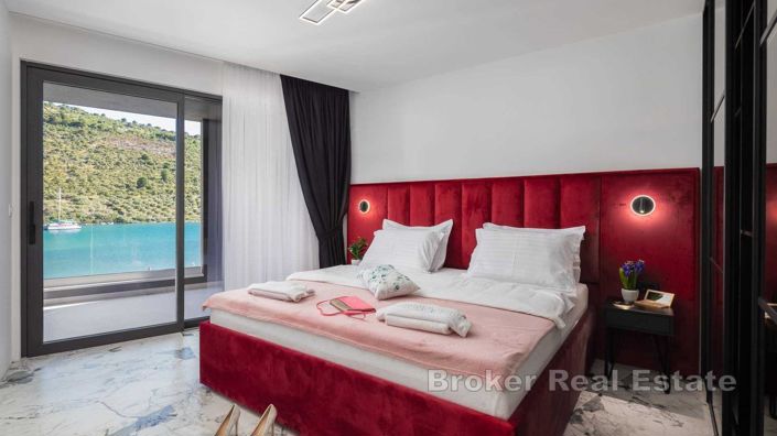 Image No.12-4 Bed Villa for sale